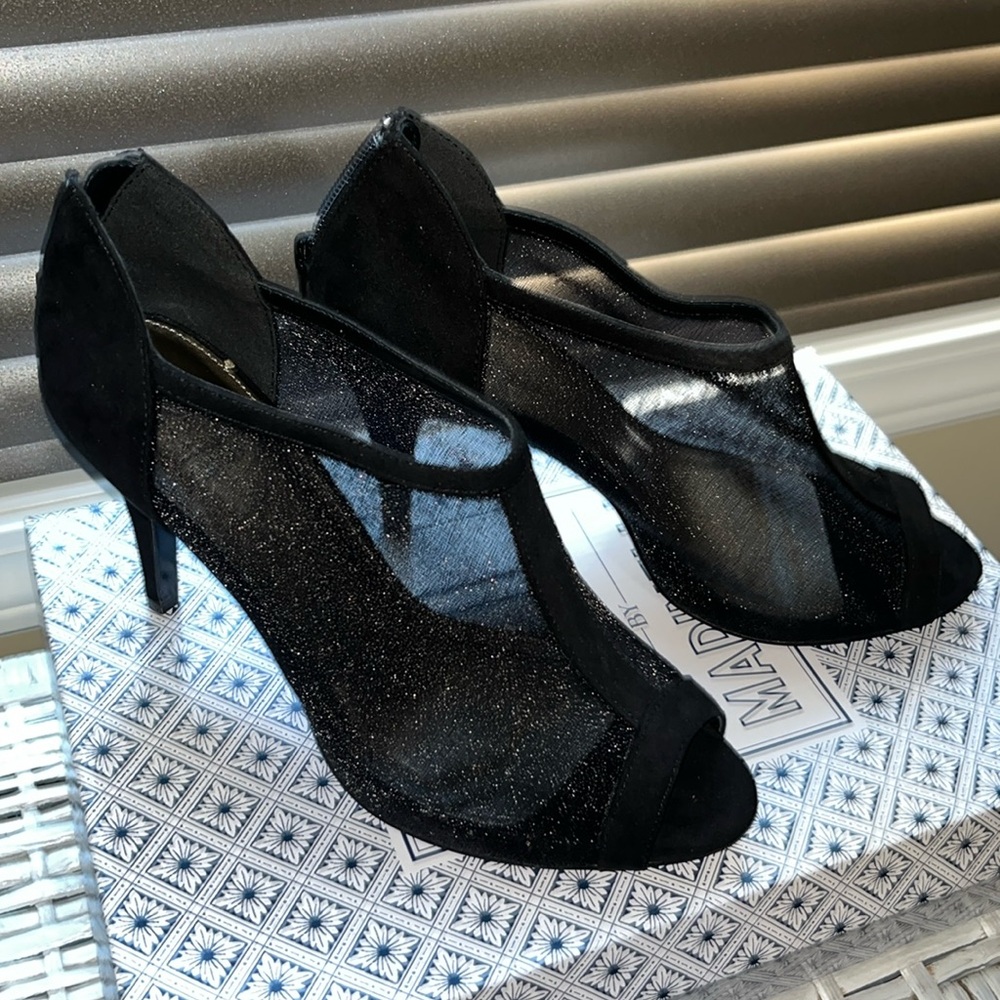 Marinelli Whispy Heels Size 9 Nwot